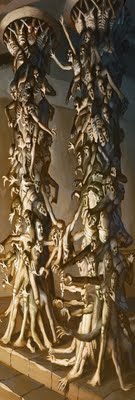 howlingpillars.jpg howlingpillars.jpg