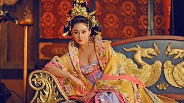 Empress_1.jpg Empress_1.jpg