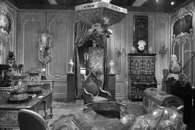paris_antiques.jpg paris_antiques.jpg