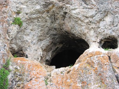 Daniels_Canyon_Cave.JPG Daniels_Canyon_Cave.JPG