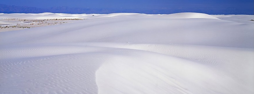The_Glittering_Plain.jpg The_Glittering_Plain.jpg