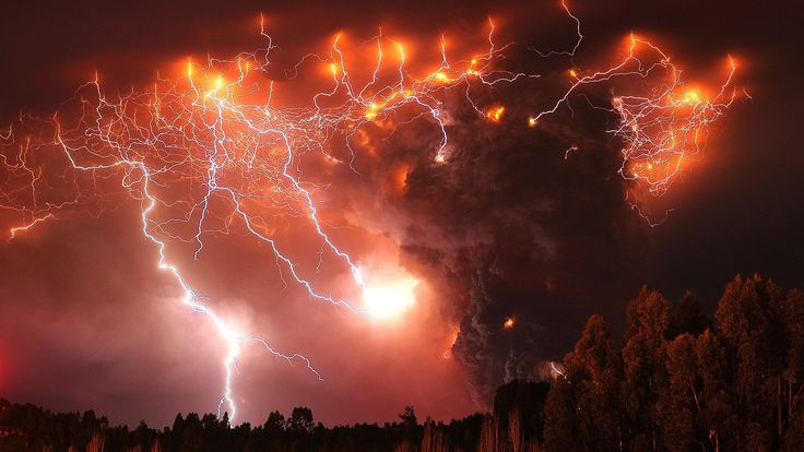 Red_storm.jpg Red_storm.jpg