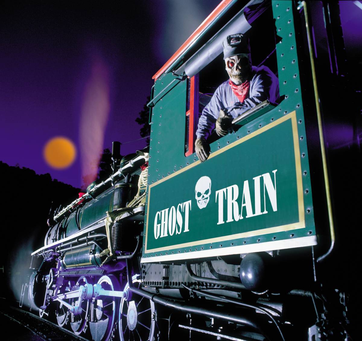 tweetsie_ghost_train_8_1200_1129_70_int_s_c1.jpg tweetsie_ghost_train_8_1200_1129_70_int_s_c1.jpg