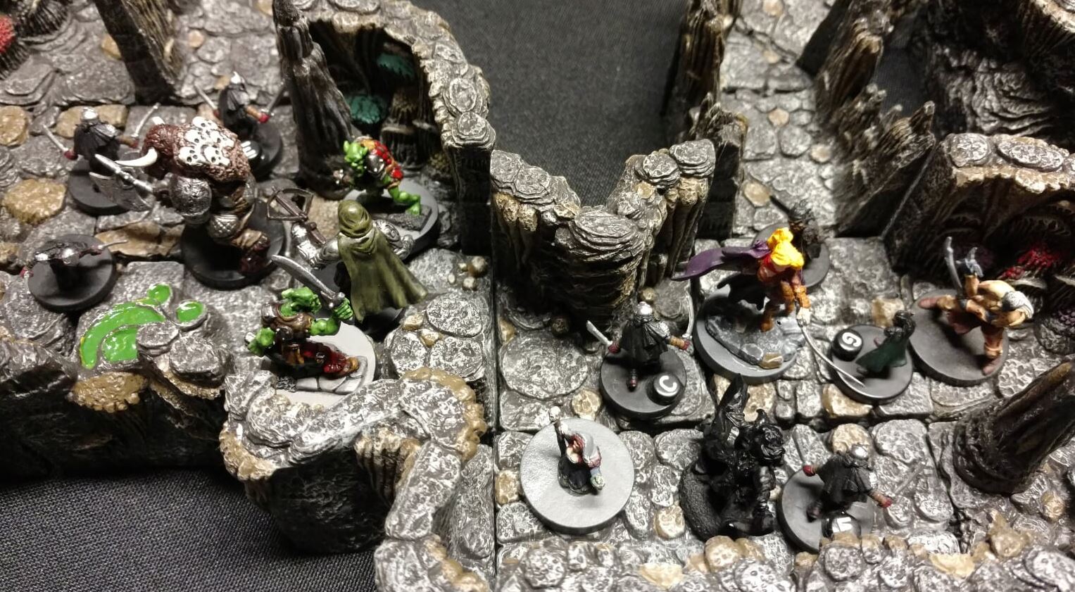 26_-_Roaching_Ambush.JPG 26_-_Roaching_Ambush.JPG