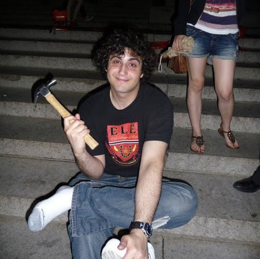 dan_aprahamian